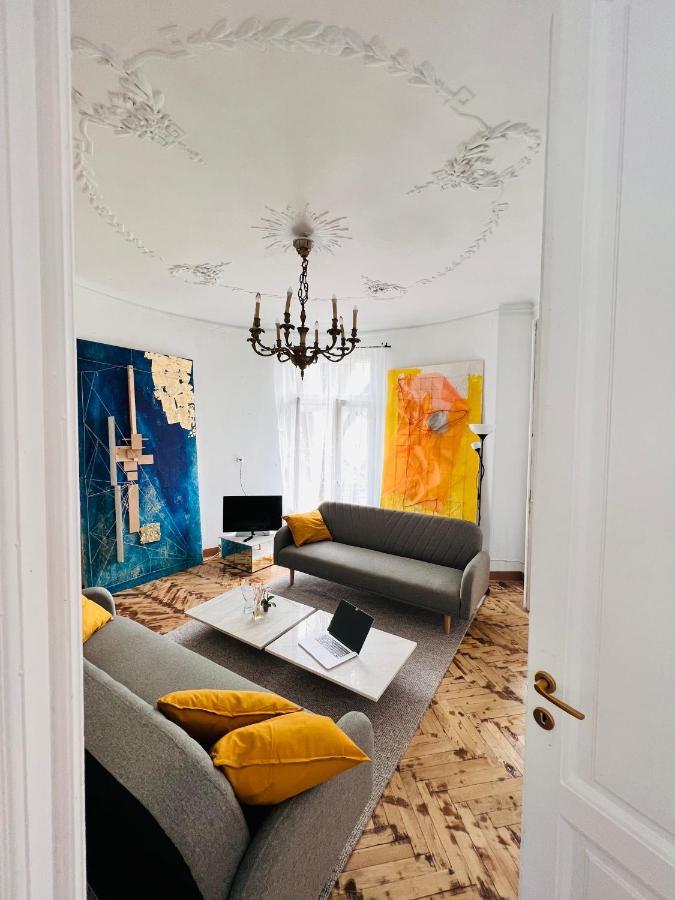 Sada Art Gallery Apartment Bucarest Esterno foto