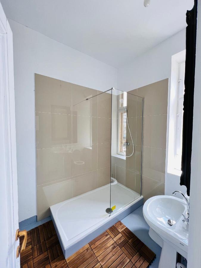 Sada Art Gallery Apartment Bucarest Esterno foto